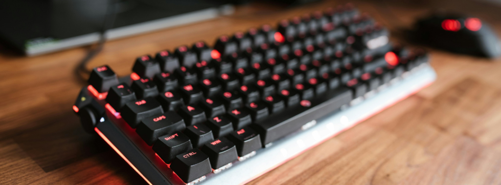 FPSにおすすめなゲーミングキーボードの機能について解説!